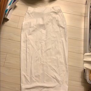 Aritzia Babaton Maxi skirt